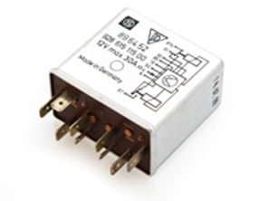 Relais für Heckscheibenheizung. Porsche 928 1978-95 - 92861511500