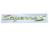 „CAYENNE S“ in Chrom und säuregrüner Heckdeckelplakette für Porsche 958 Cayenne S HYBRID - 95855967551, 95855967550