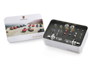 Bombilla de repuesto y kit de fusibles (12 Voltios). Porsche 944 - PCG94410000, PCG94410001