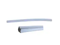 Joint supérieur en caoutchouc pour calandre de klaxon. Porsche 911/912. Caoutchouc gris. - 90155943123, 90155943223, 90155943000, 91155943900