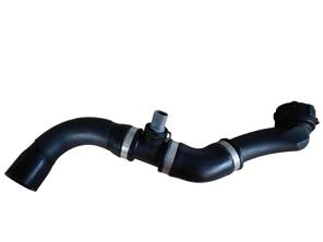 Waterkoelvloeistof bovenste slang retour. Porsche 958 Cayenne 4.8ltr V8 - 95810640100