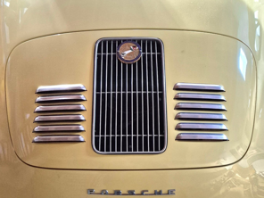 GT-Style-Motorhaube aus Aluminium mit Lüftungsschlitzen. Porsche 356 Cabriolet - 64451200126