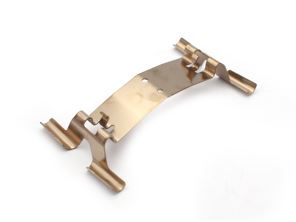 Brake caliper retainer spring, Front. Porsche 9YA Cayenne / 95B Macan - 9Y0615269