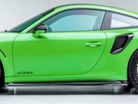 Vordere Stoßstangen-Canards aus hochglänzendem Carbon. Porsche 991 GT2 2017 bis 2019