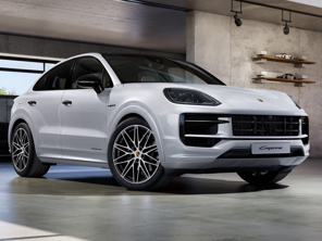 Pacchetto SportDesign, auto con gancio di traino. Porsche 9YA.2 Cayenne Coupe 2023>> - 9Y0044880, 9Y0044880K, 9Y0044880P, 9Y0044880R, 9Y0044880L