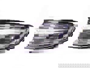 Teinte extérieure foncée du feu arrière. Porsche 95B.2 Macan / 95B.3 Macan - 95b945091AM, 95b945092AM, 95B945091K, 95B945091AF, 95B945092K, 95B945092AF