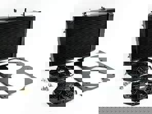 铝制散热器、风扇和风扇罩套件。保时捷 944 / 944 turbo - 95110603150, 95110603103, 95110603105, 95110603107, 94410603103, 94410603104, 94410603101