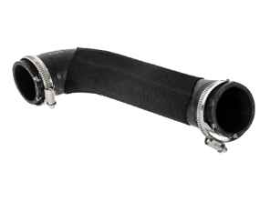 Tubo flessibile di pressione dell'intercooler inferiore. Porsche 9YA Cayenne Turbo / Cayenne GTS 4.0 litri V8 - PAB14573700, PAB14573800