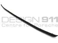 Caoutchouc de pare-chocs arrière. Porsche 924 / 944 - 477807319